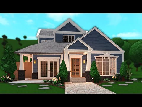 building the first house i see on google w frenchrxses and faulty (bloxburg)