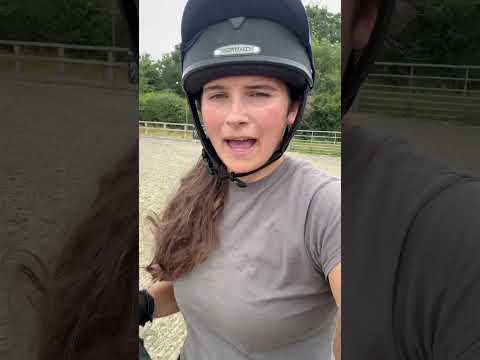 Busy busy 🥰 #horse #equestrianjourney #equestrian #horsegirl #horseriding #horseenthusiast