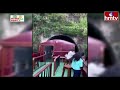 టూరిస్టులకోసం ఓపెన్ టాప్ రైలు...వైరల్ వీడియో | Sri Lanka Railway | Jordar Varthalu | hmtv  - 00:44 min - News - Video