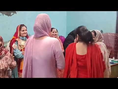 अहोई अष्टमी स्पेशल //भजन अगना में बाला जी लगवा दो पलना //👌👌फुल फैमिली डान्स❤❤