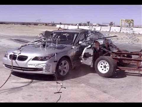 Video Crash Test BMW 5 Touring E61 2007 Series - 2010