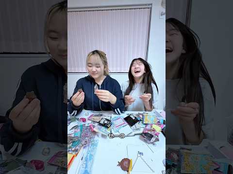 うるちゅるシールや『TWICE LOVELYS カードホルダー』最新のお菓子でご褒美