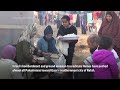 Families in Gaza search desperately for food and water, wait in long lines for aid  - 01:40 min - News - Video
