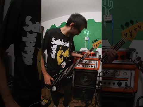 Bass Stoner Jam with my two Orange amps!