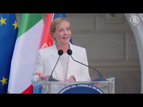 Cerimonia di Giuramento dei neoassunti del Sistema di Informazione per la Sicurezza della Repubblica Cerimonia di Giuramento dei neoassunti del Sistema di Informazione per la Sicurezza della Repubblica
