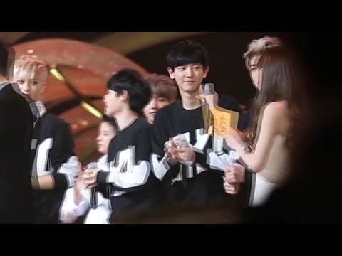 140116 Chanyeol - Sehun & Taeyeon - 28th Golden Disk Awards