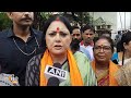 West Bengal : BJP Leader Agnimitra Paul Stages Dharna in Cooch Behar Against Attack on Party Worker  - 03:16 min - News - Video