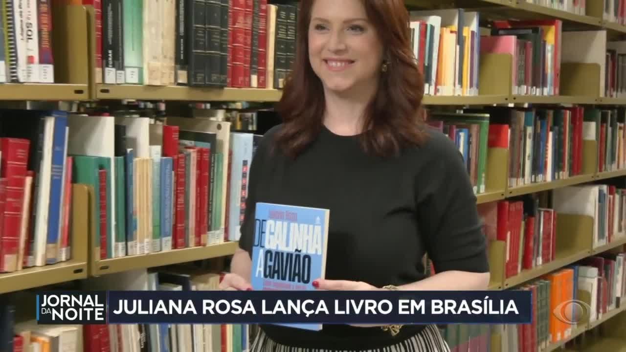 Juliana Rosa lança livro em Brasília