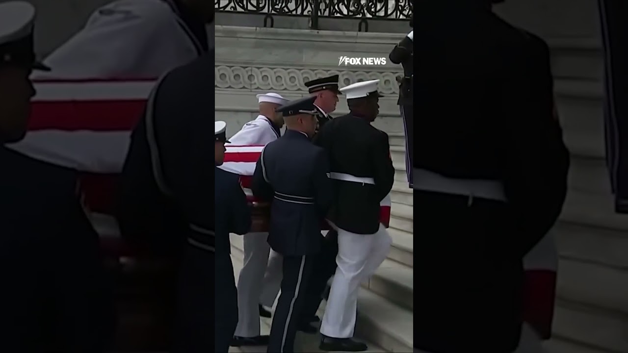 Lindsey Graham's motorcade arrives at Capitol Hill for ceremonial tribute #shorts #us #news #foxnews