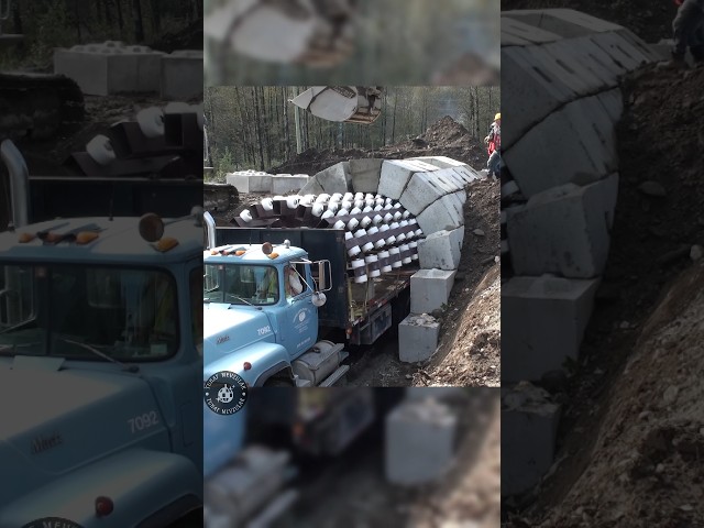 Modifiyeli Kamyonla Tünel Yapımı ⏱️ 🍙 😲