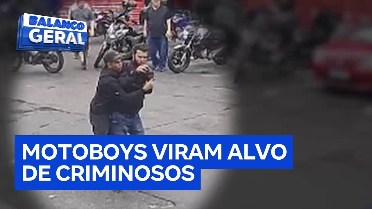 Câmera do Balanço Motoboys enfrentam onda de assaltos na região da 25 de Março no centro de SP  TV Online Câmera do Balanço Motoboys enfrentam onda de assaltos na região da 25 de Março no centro de SP