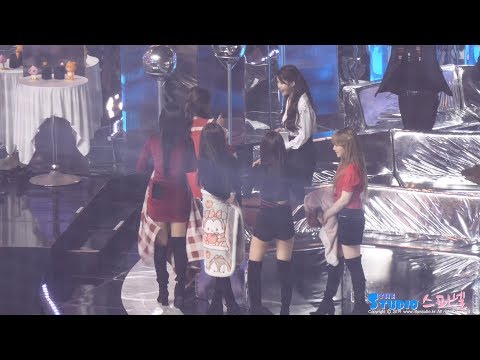 171202 아이유에게 인사하는 레드벨벳 직캠 IU, Red Velvet fancam by Spinel