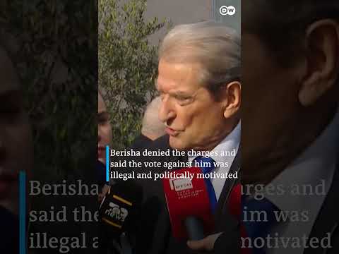 Albanian lawmakers light flares in parliament | DW News