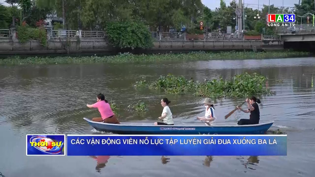 Các vận động viên nỗ lực tập luyện Giải Đua xuồng ba lá