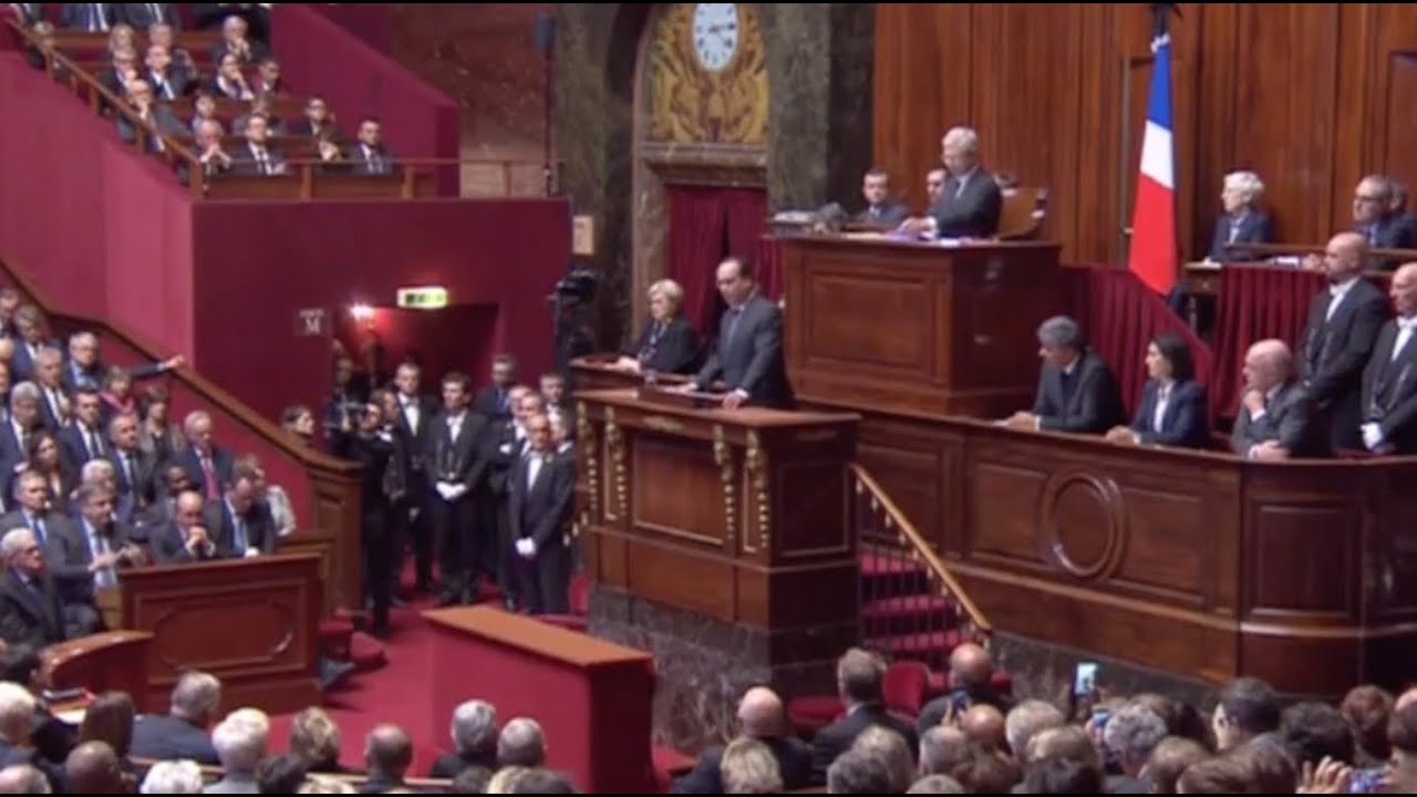 ‘Nous sommes en guerre’ : François Hollande face au Congrès à Versailles