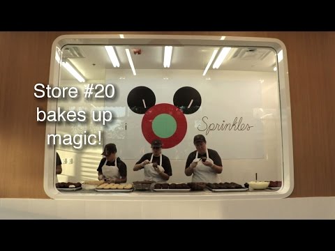 Sprinkles opens at Disney Springs!