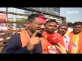 Maharashtra Government ने Maratha Reservation आंदोलन के नेता Manoj Jarange Patil की मांग स्वीकार की  - 02:24 min - News - Video
