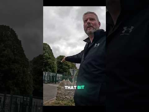 POLICE ENFORCE A CIVIL MATTER!!!! YOU CAN’T GO OVER THERE!!!! #police #abuseofpower #law #ukpolice