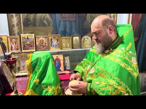 🌿Божественна літургія та Велика вечірня у день Святої Трійці.