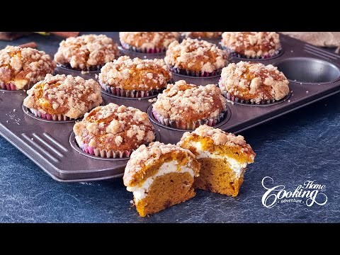 Pumpkin Cream Cheese Crumble Muffins - Easy and Quick Recipe
