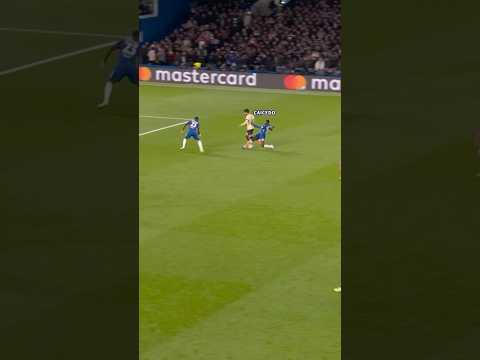 This Caicedo tackle 😮‍💨