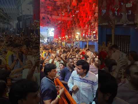 Lalbaugcha Raja First Day Darshan