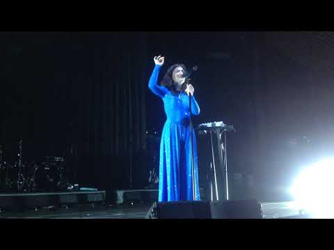 Lorde- Writer In The Dark Live at Tempodrom Berlin 15.10.2017