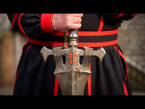 FINAL FANTASY XVI | Invictus Sword X Royal Armouries