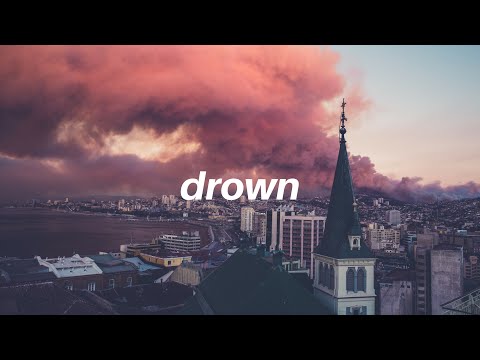 drown || Tate McRae Lyrics
