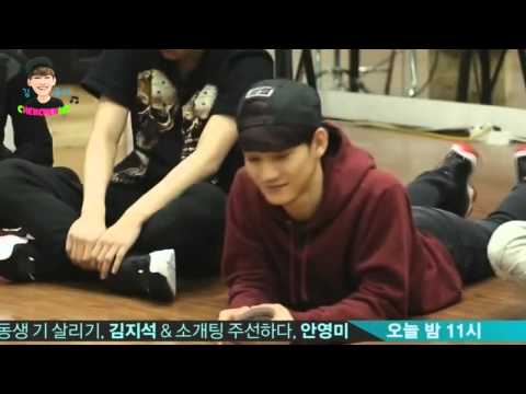 Chen & EXO cute moment
