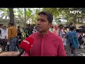 Arvind Kejriwal के Jail जाने के बाद पत्नी Sunita Kejriwal से मिले AAP विधायक, देखिये क्या बोले  - 02:53 min - News - Video