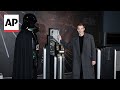 Hayden Christensen kicks off Star Wars-themed ‘takeover’ at Empire State Building