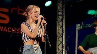 Pom Poko live beim radioeins Parkfest 2019