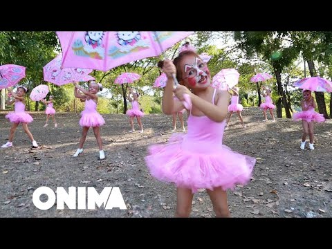 Macja le te Lahet - Kercim per femije