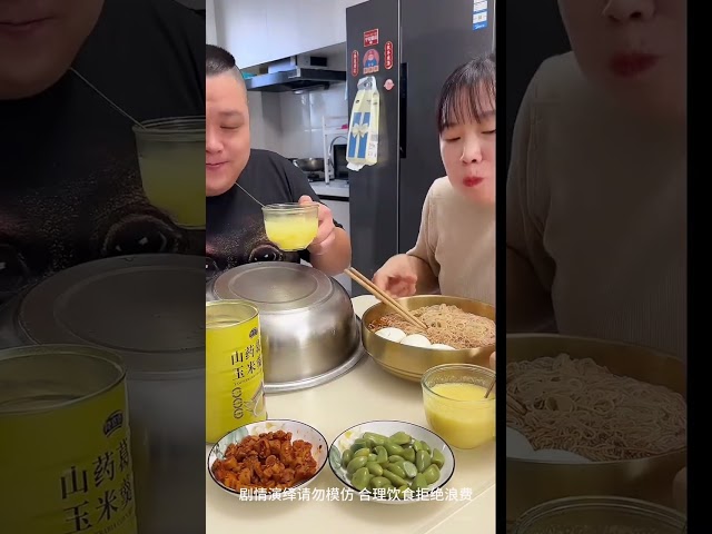 自私老公想吃烤鴨，結果婆婆給的是泡沫鴨，他傻眼了