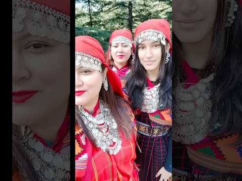 Q karu mai tujhse pyar❤️ #youtubeshorts #trendingshorts #hindisong ​⁠​⁠@garimashah68