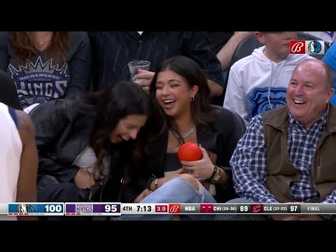 Fan drops souvenir basketball onto court in the Mavs vs. Kings game video clip