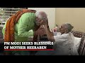 Gujarat Elections | Ahead Of Gujarat Polls Phase 2, PM Modi Seeks Blessings Of Mother Heeraben