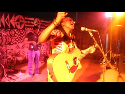 Hadja Fanta Diabaté - Live in Ougadougou Afrobeat Festival