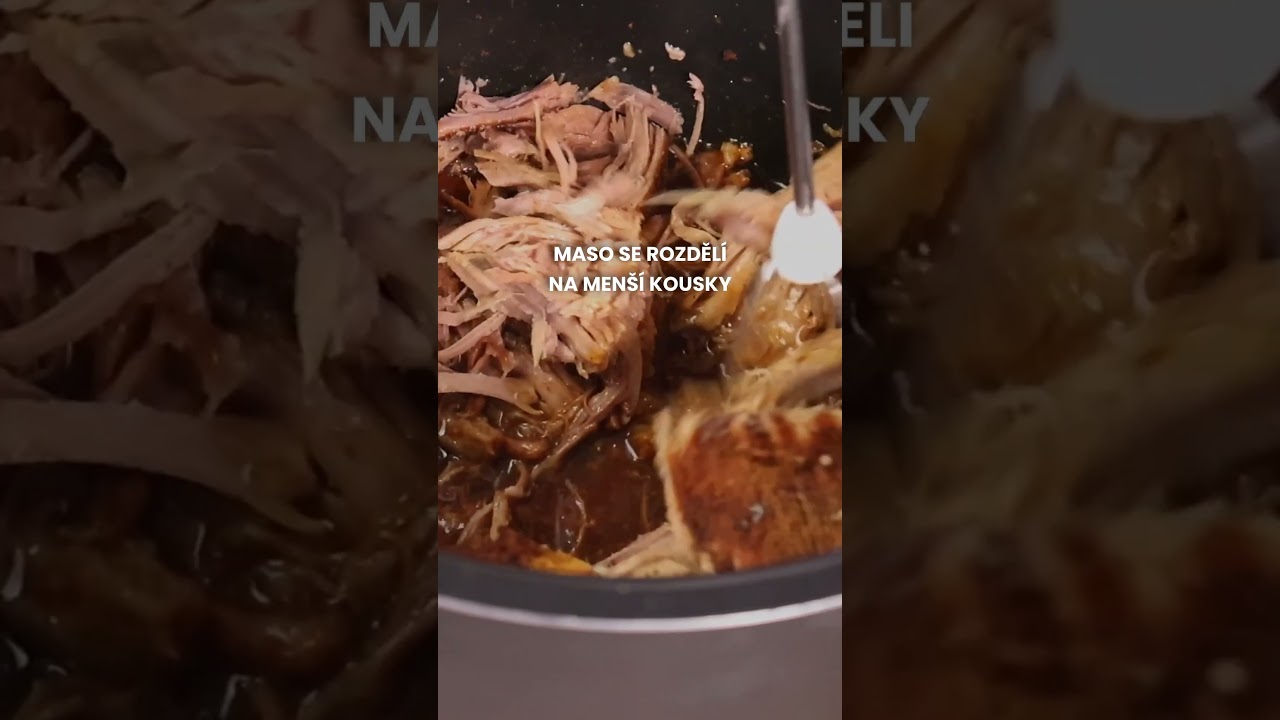 Oblíbené trhané maso můžete připravit snadno pomocí mixéru s metlami #toprecepty #foodie #recipe