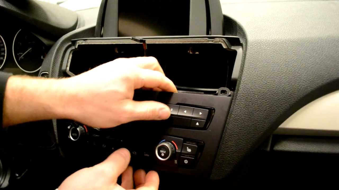 Bmw 1 series radio removal #2