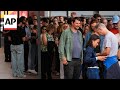 Jimmy Kimmel fans enter studio as show returns after ABC suspension
