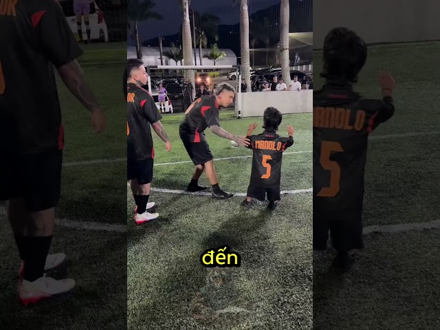 Cú Sút Lật Kèo Ngoạn Mục Của Anh Chàng Tí Nị 💀