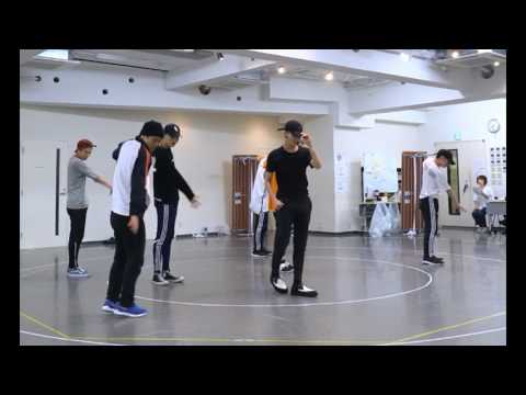 콘서트 안무 연습하는 태민