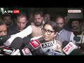 Sonia Gandhi के Ayodhya ना जाने के फैसले पर Smriti Irani का जोरदार तंज कहा सोनिया गांधी सनातन विरोधी  - 01:38 min - News - Video