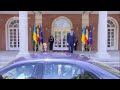 Ukrainian President Zelenskky greeted by Spanish PM Sanchez ahead of talks  - 00:42 min - News - Video