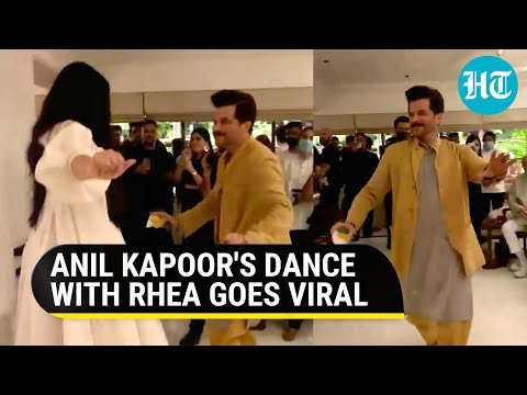Anil Kapoor dances with daughter Rhea at her wedding bash Anil Kapoor dances with daughter Rhea at her wedding bash