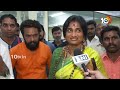 LIVE : BJP MP Candidate Madhavi latha Hot Comments | హైదరాబాద్‌ పోలీసులపై మాధవీలత ఫైర్‌ | 10TV  - 00:00 min - News - Video