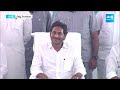 CM Jagan Interaction With Drivers At Chinna Singamala Public Meeting | Memantha Siddham | @SakshiTV  - 05:05 min - News - Video