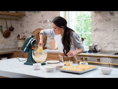 Magnolia Table with Joanna Gaines'